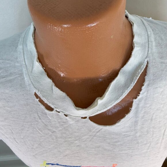 Vintage 1980s John Lennon The Kite T-Shirt, Distressed, Fruit of the Loom Size L - Picture 10 of 14